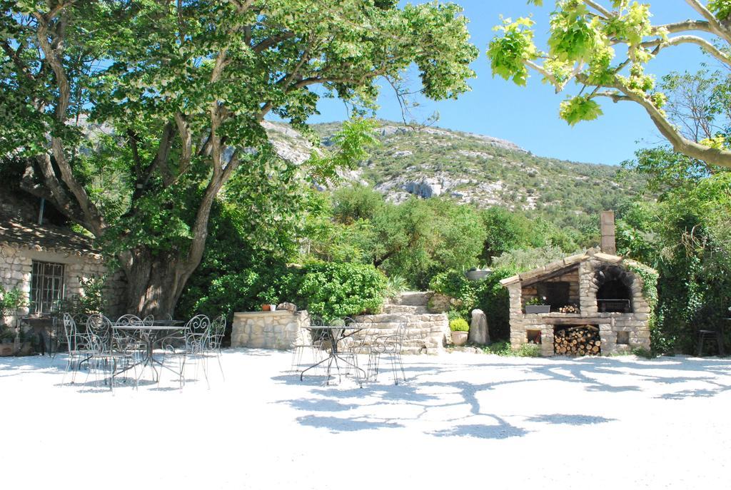 Bastide De La Lezardiere Fontaine-de-Vaucluse Exterior foto